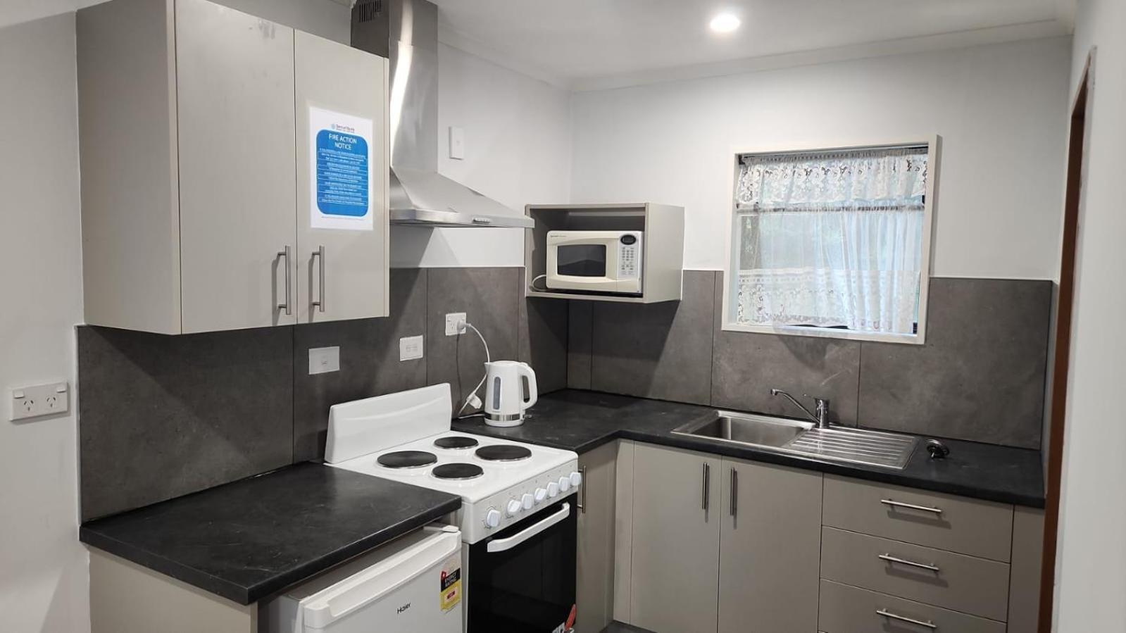 Academy Lodge Motel Ashburton Εξωτερικό φωτογραφία